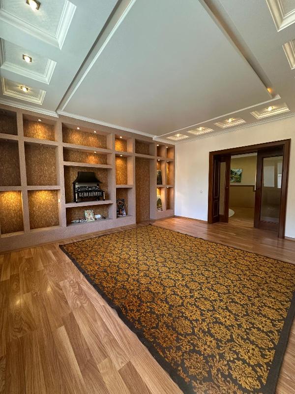 будинок продам місто Мукачево, фото 1 з 11