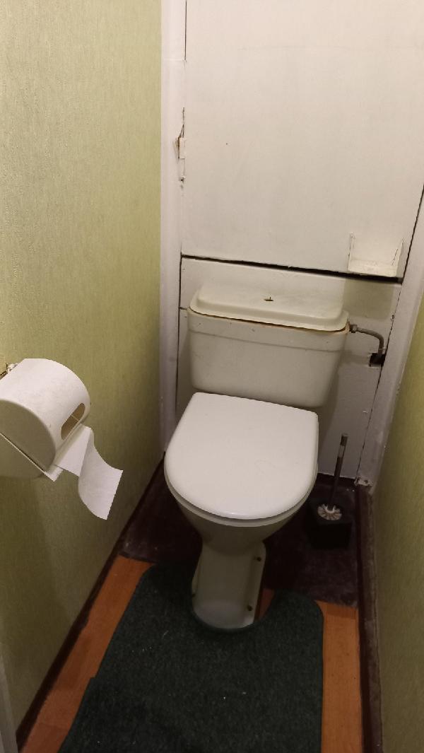 Туалет - фото нерухомості
