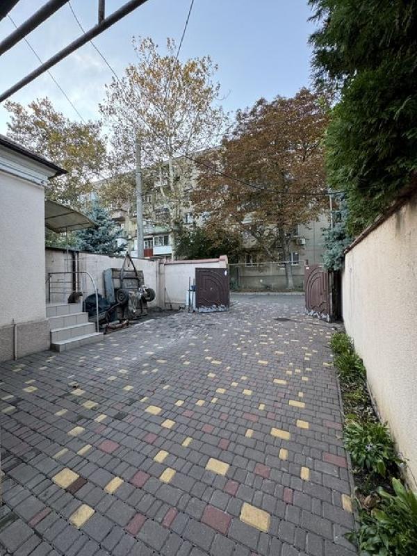  - фото нерухомості