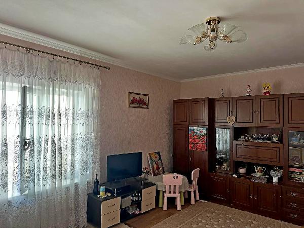  - фото нерухомості