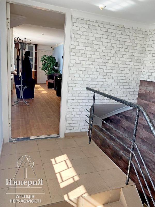  - фото нерухомості