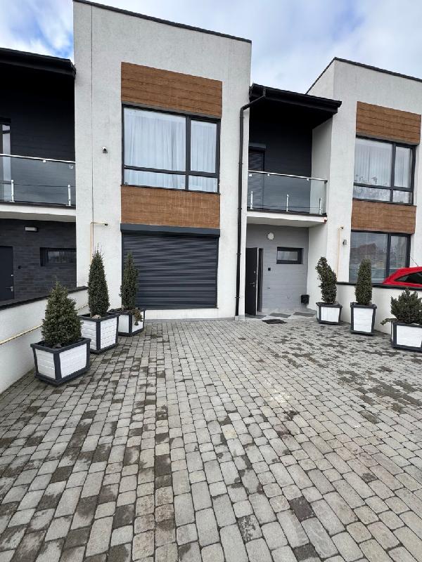  - фото нерухомості