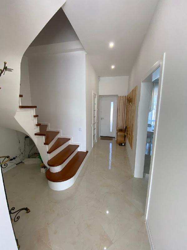  - фото нерухомості