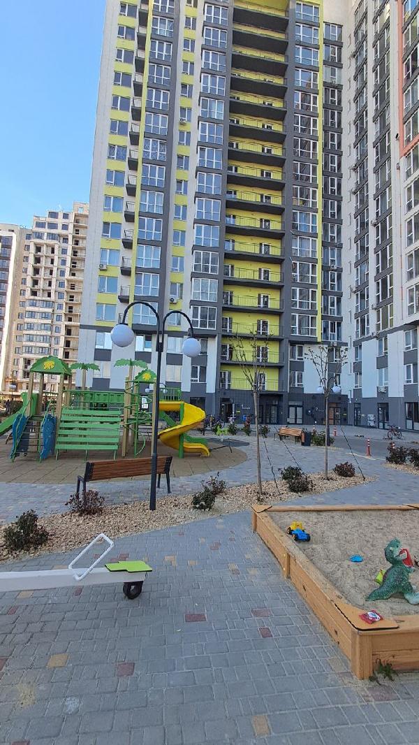  - фото нерухомості