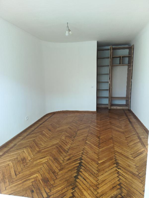  - фото нерухомості