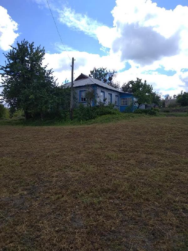 будинок продам смт Стеблів, фото 2 з 8