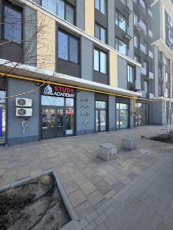 нежитлова нерухомість продам смт Вишневе, фото 1 з 23