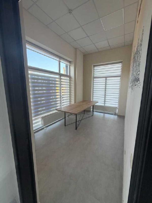 нежитлова нерухомість продам смт Вишневе, фото 5 з 23