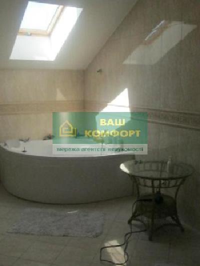 - фото нерухомості