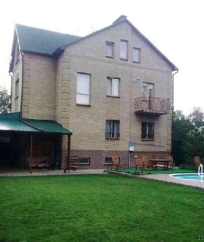 - фото нерухомості